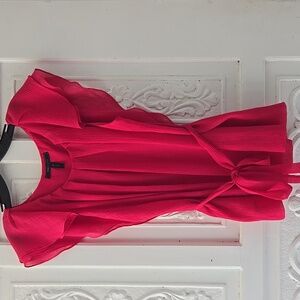 BCBG Flowy Top Size Small